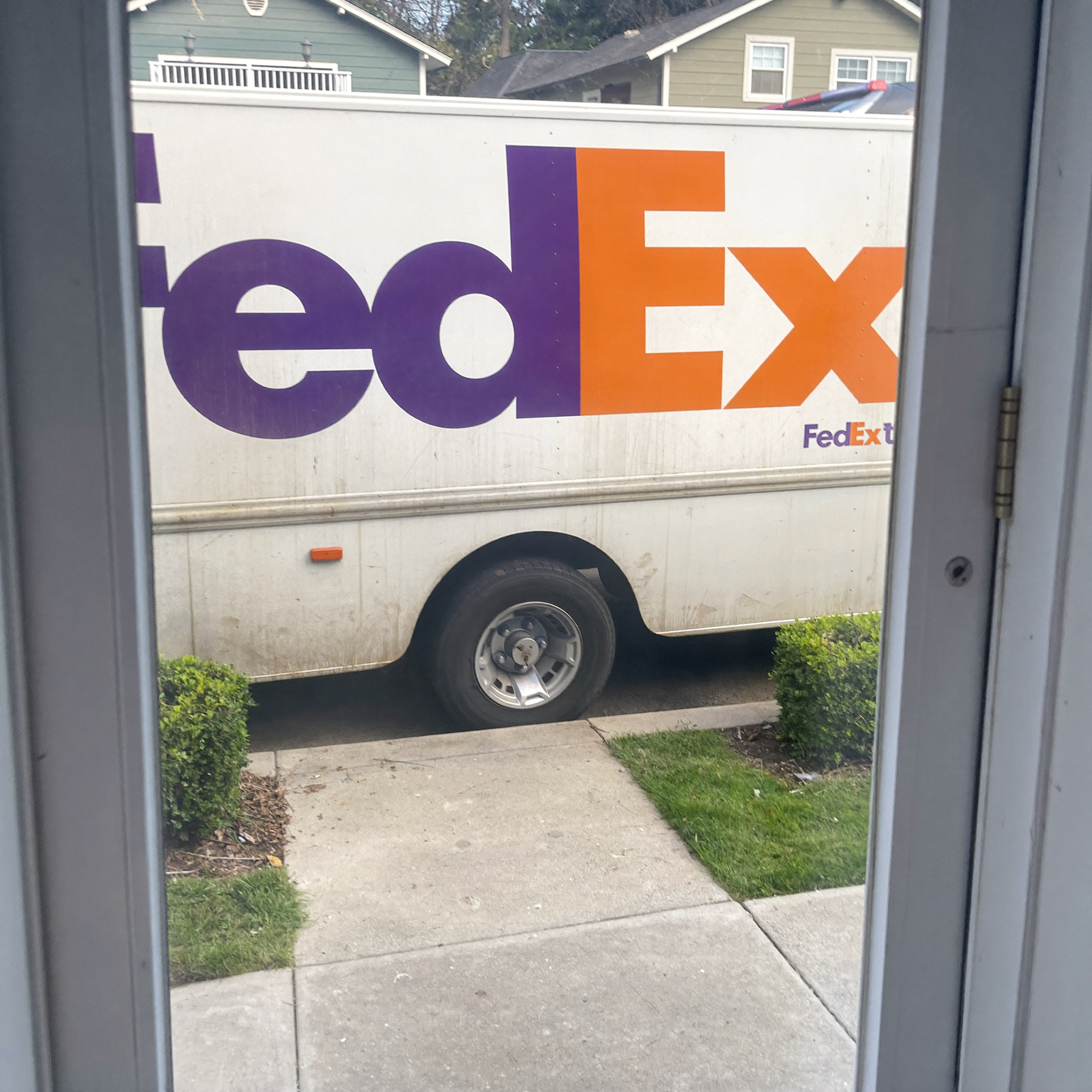 FedEx truck at the door for insured ring shipment